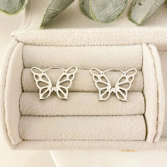 925 Sterling Silver Butterfly Hoop Earrings Butterfly Huggies Small Huggies - Picture 1 of 5
